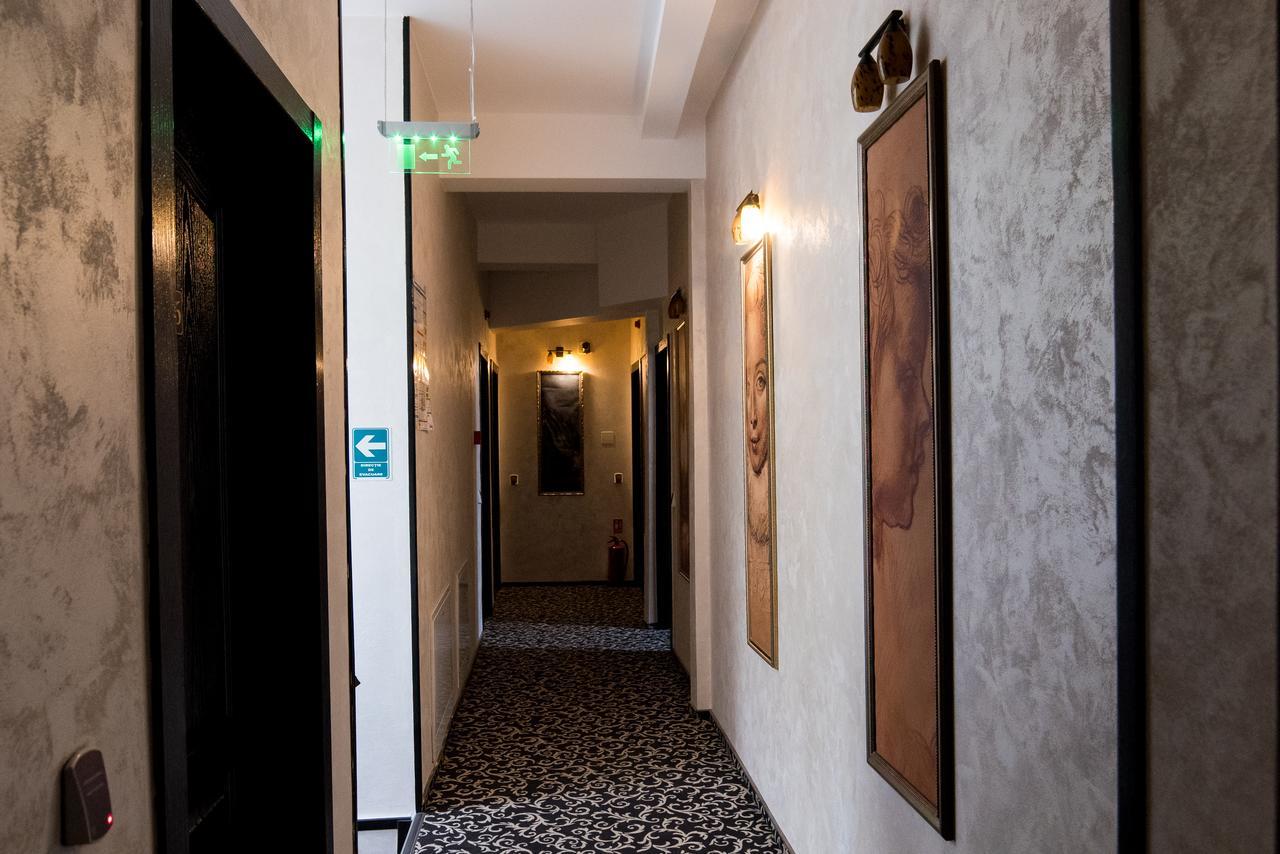 Pensiune Turistica Tosca Bacau Exterior photo